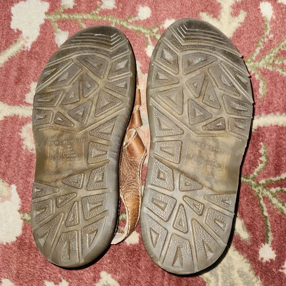 Dr. Martens Fisherman Leather Sandals - Picture 3 of 8